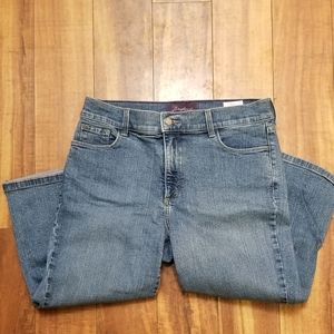 NOT YOUR DAUGHTER'S JEANS CAPRIS